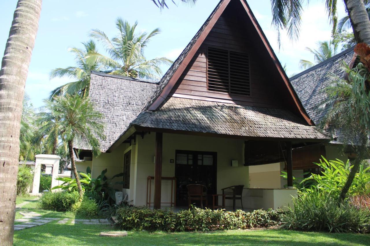 Tanjung Lesung Beach Hotel Exterior foto