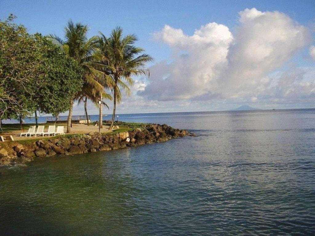 Tanjung Lesung Beach Hotel Exterior foto